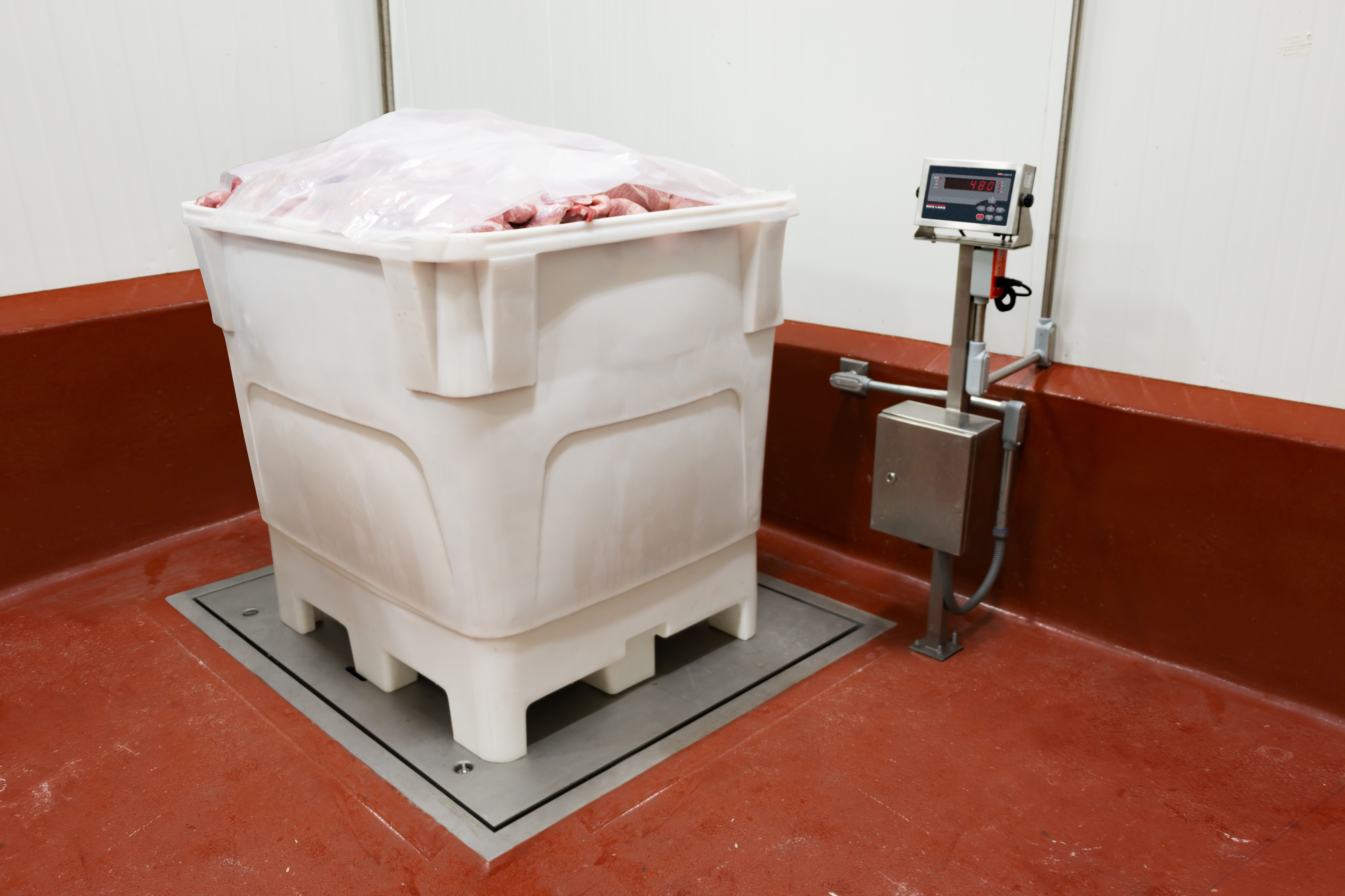 1 US 480 QC Xfloorscale Meatapplication2